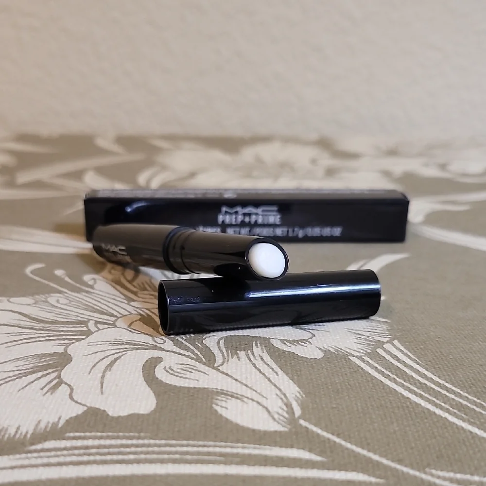 MAC Cosmetics Prep + Prime Lip Base
